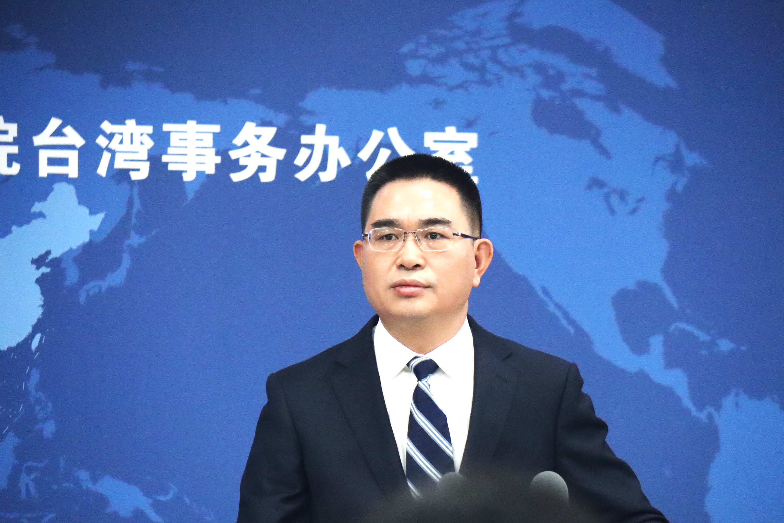 大陆国台办发言人陈斌华3日以答记者问方式指出，台湾参与WHA「本有正道可行」。（记者廖士锋／摄影）