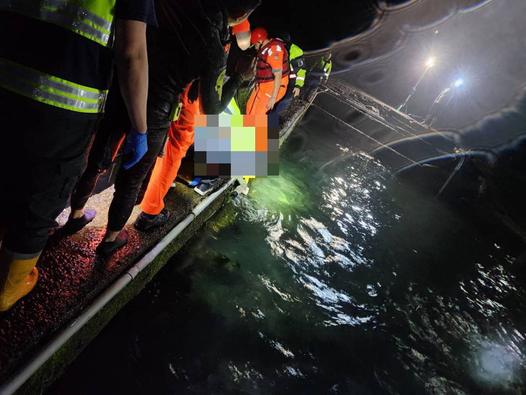 两男凌晨贡寮海域潜水抓龙虾，一男失踪救起送医不治。记者游明煌／翻摄