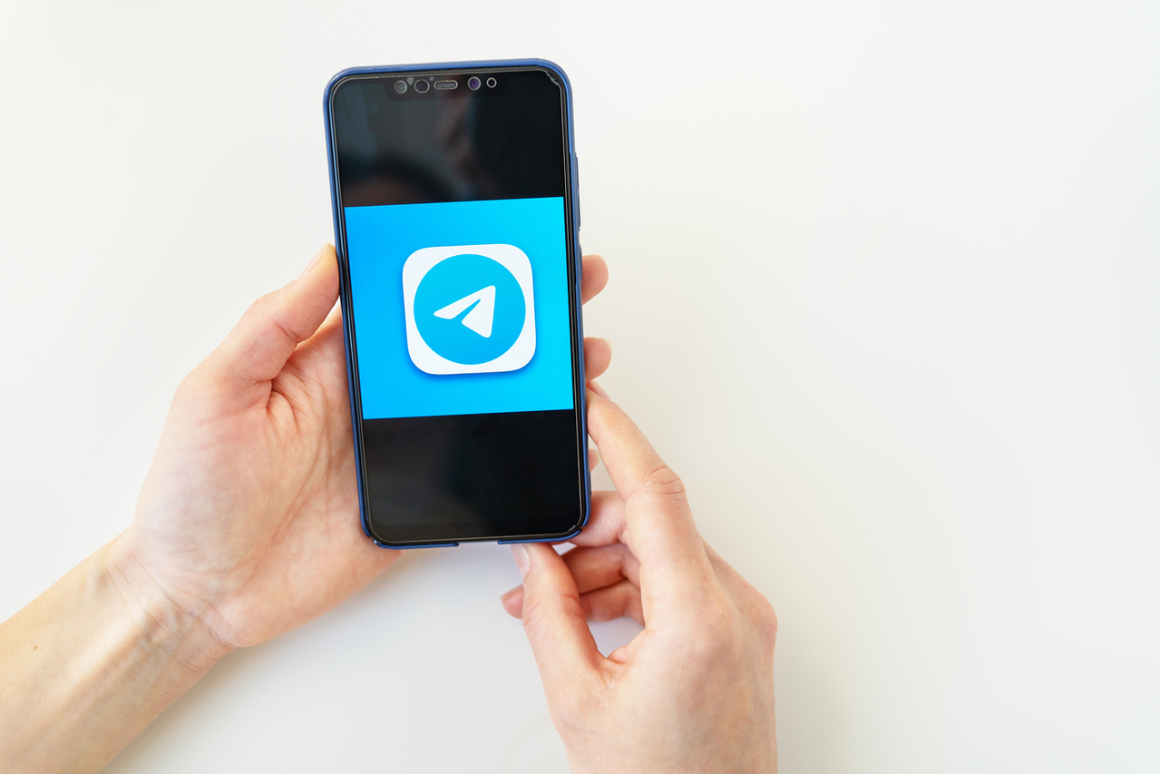 非法性影像论坛「创意私房」疑似在Telegram群组重启，卫福部表示，若属实将通知Telegram协助移除下架，如24小时内未移除，将直接封网，届时全台将无法使用所有Telegram。