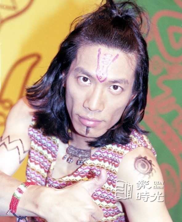 台語嘻哈先驅「豬頭皮」朱約信風格前衛以音樂批判時政| 報時光