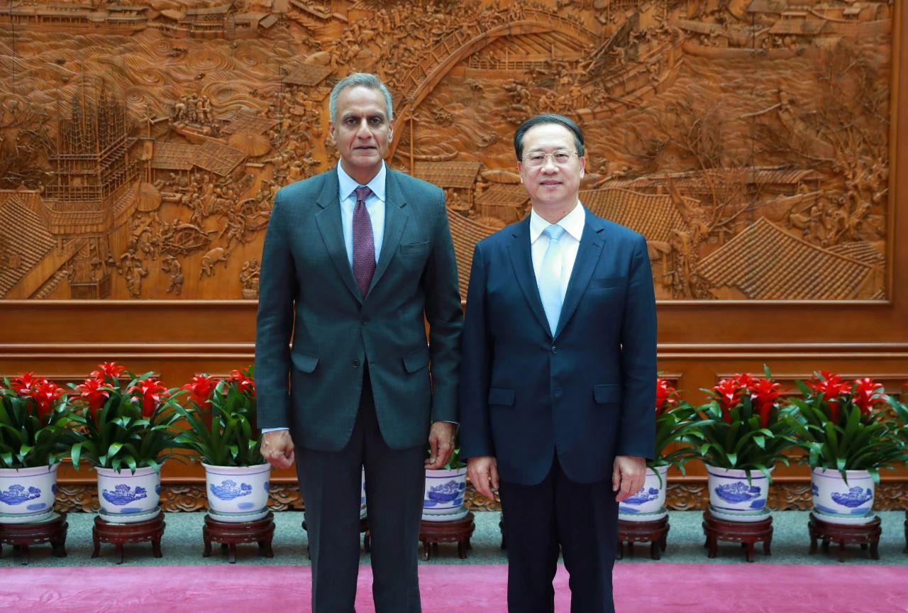 美国副国务卿维尔马（左）6日与大陆副外长马朝旭会见。（图／取自「宽广太平洋」微信公众号）