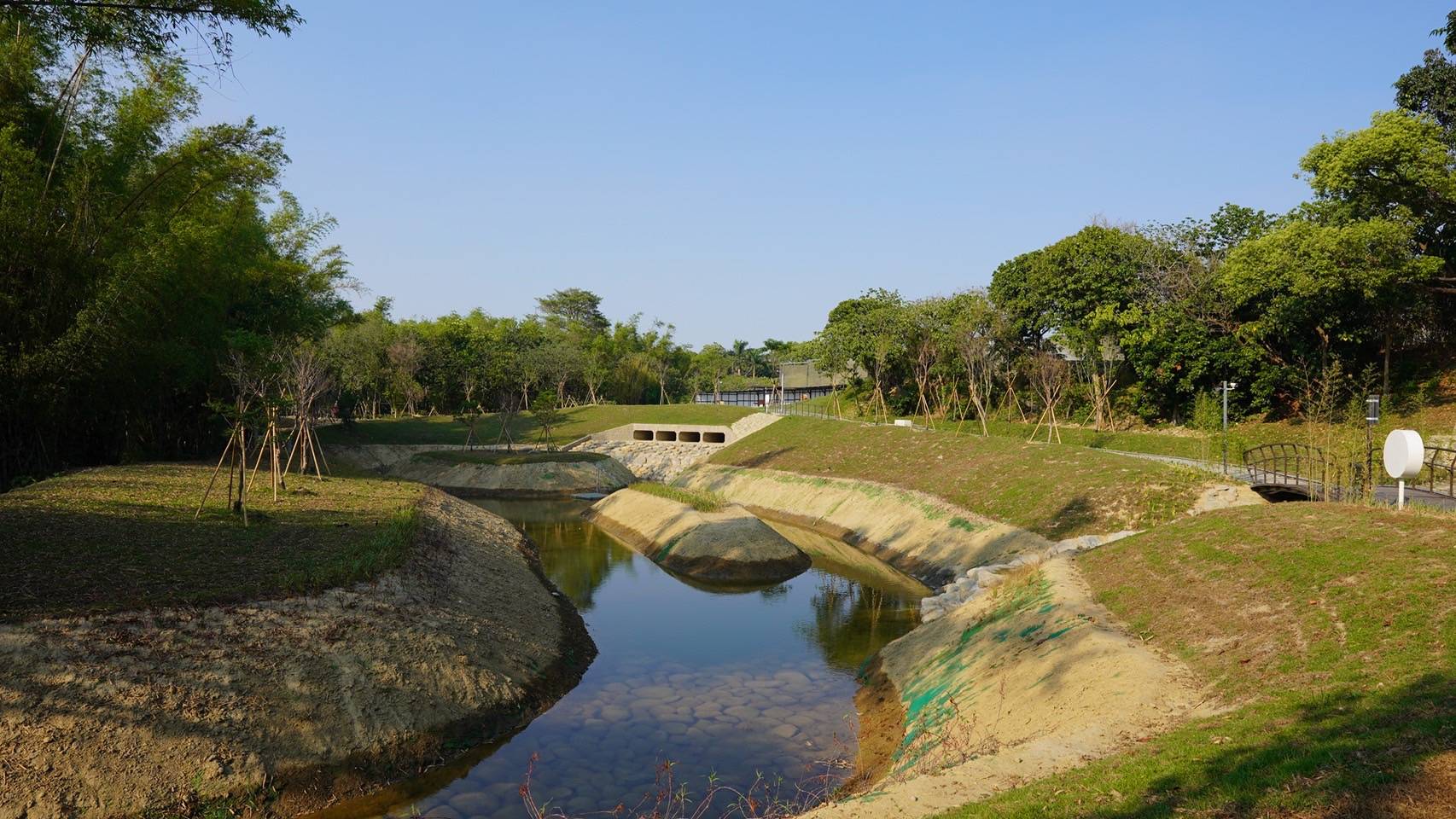台南市南区哈赫拿尔森林预计5月完工、6月开放，市议员要求做好安全措施，维护游客安全也守护生态。图／南市水利局提供