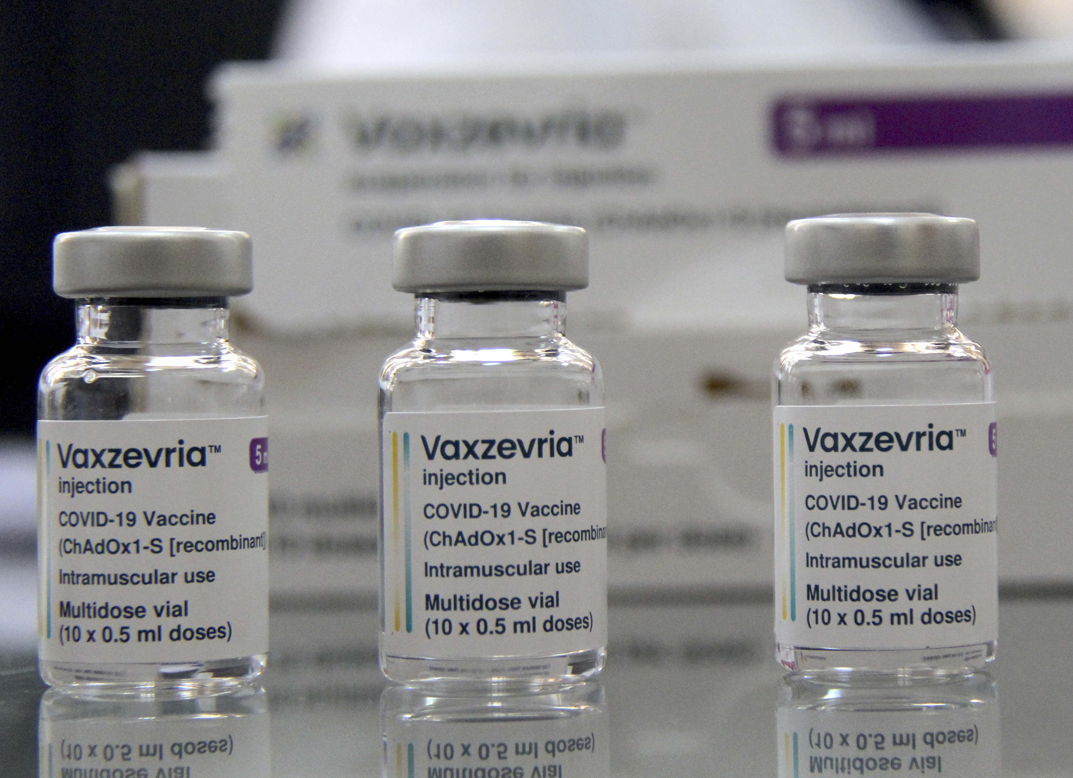 AZ将全球回收旗下新冠疫苗，以因应需求锐减。美联社