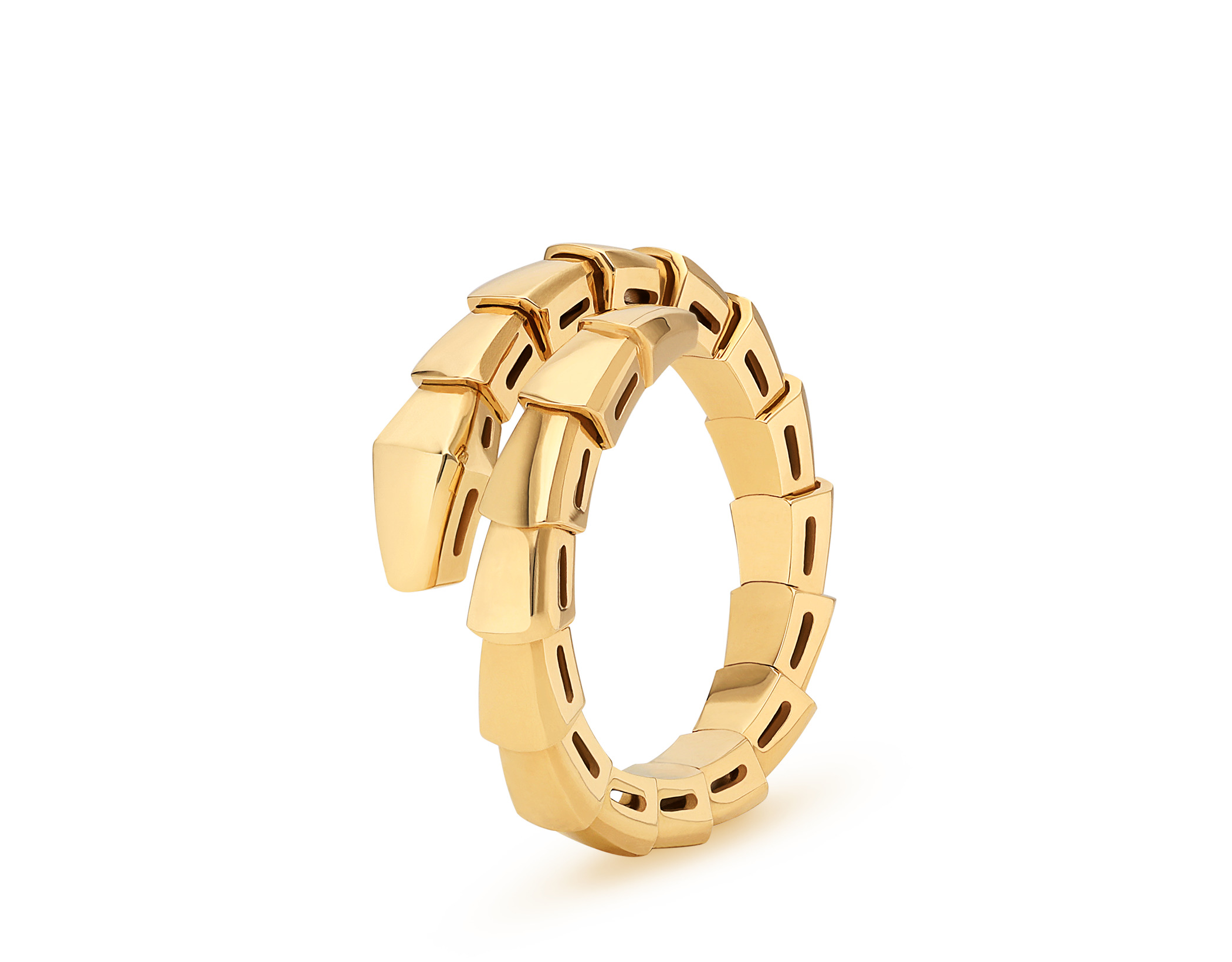 BULGARI Serpenti Viper系列黄K金单圈戒指。图／宝格丽提供