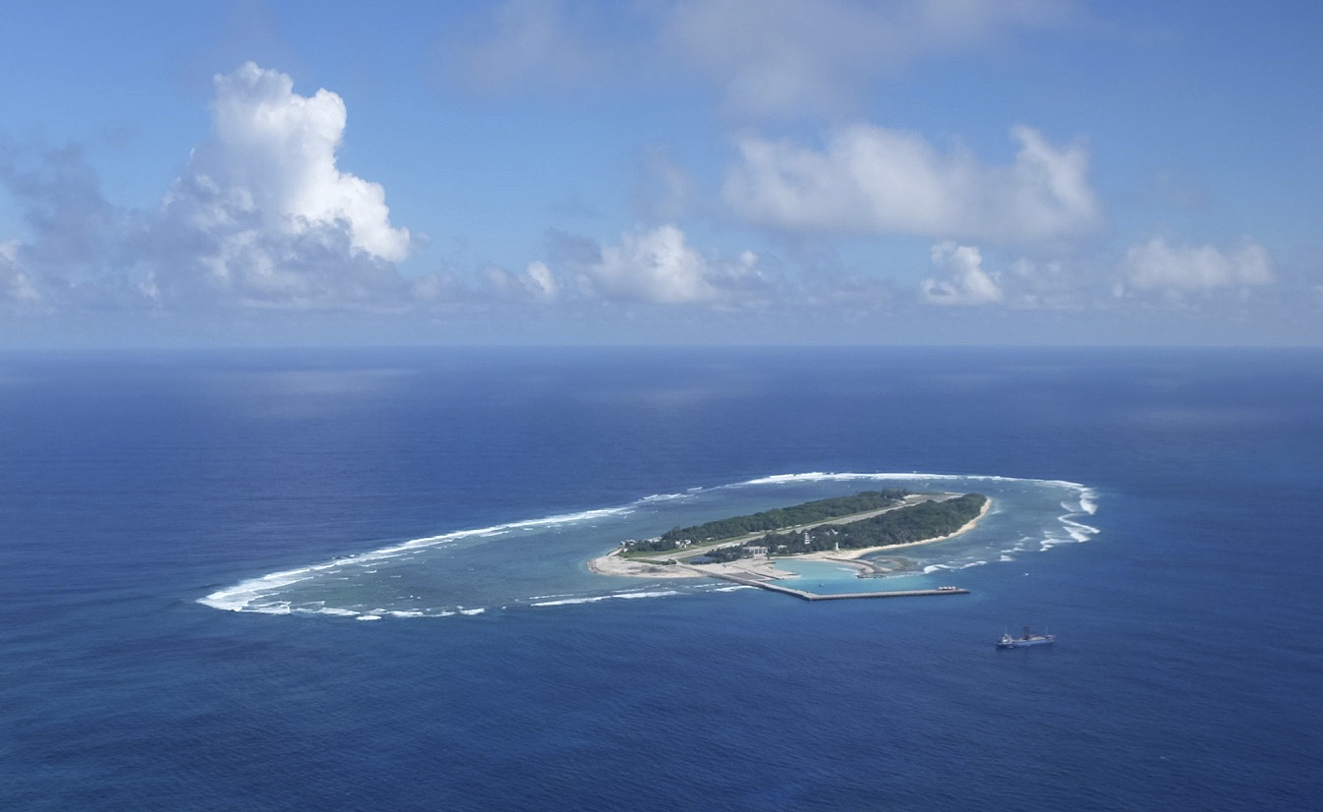 立法院外交及国防委员会原订16日将考察太平岛，后延到18日。图为太平岛2016年资料照片。美联社