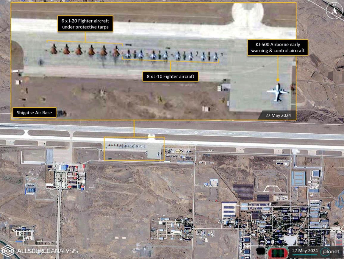 美国地理空间情报公司All Source Analysis的卫星影像显示，中国在印度争议边界部署6架「歼-20」战机。取自X
