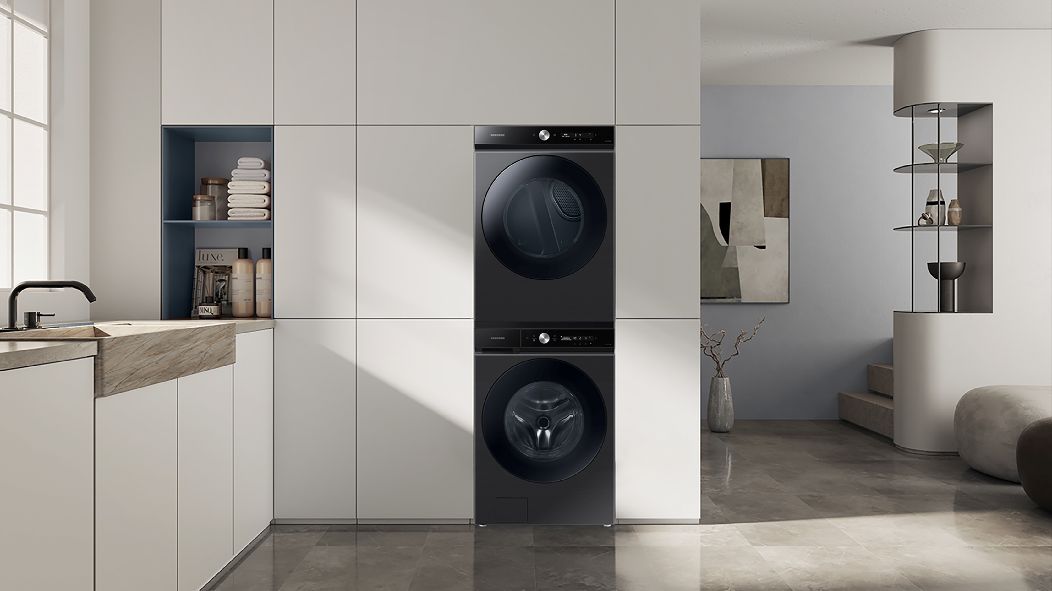 BESPOKE设计品味系列洗衣机荣获金级省水标章，其搭载的AI智慧洗衣功能，能自动侦测衣物量、脏污程度，提供最佳洗程，省水同时省洗剂。台湾三星／提供