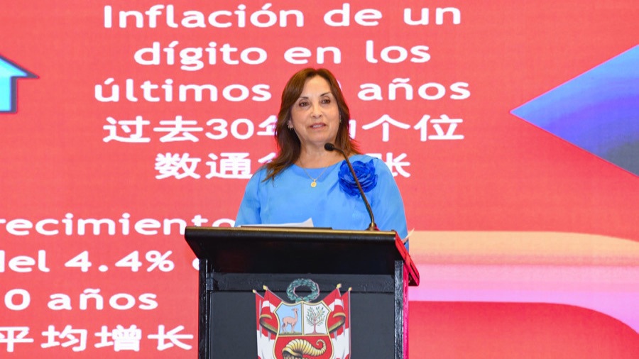 秘鲁总统博鲁阿尔特6月27日上午在上海金茂君悦大酒店出席「秘鲁投资机会」论坛。解放网