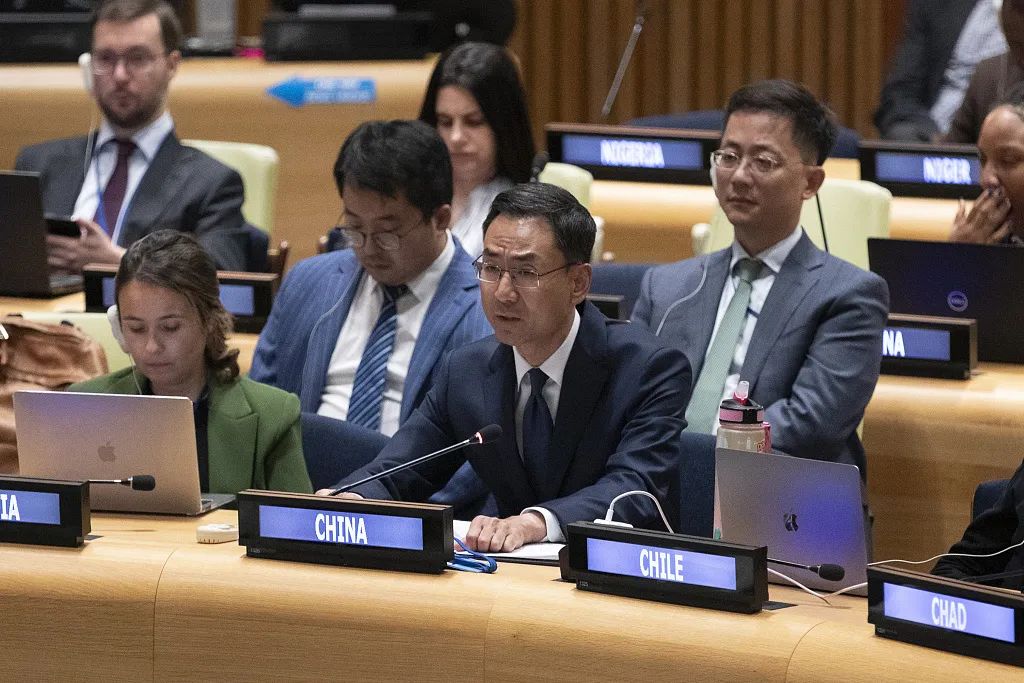 中国常驻联合国副代表耿爽。（取自央视）