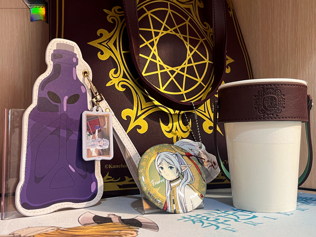 圖 葬送的芙莉蓮 咖啡廳打造寶箱怪體驗被吞