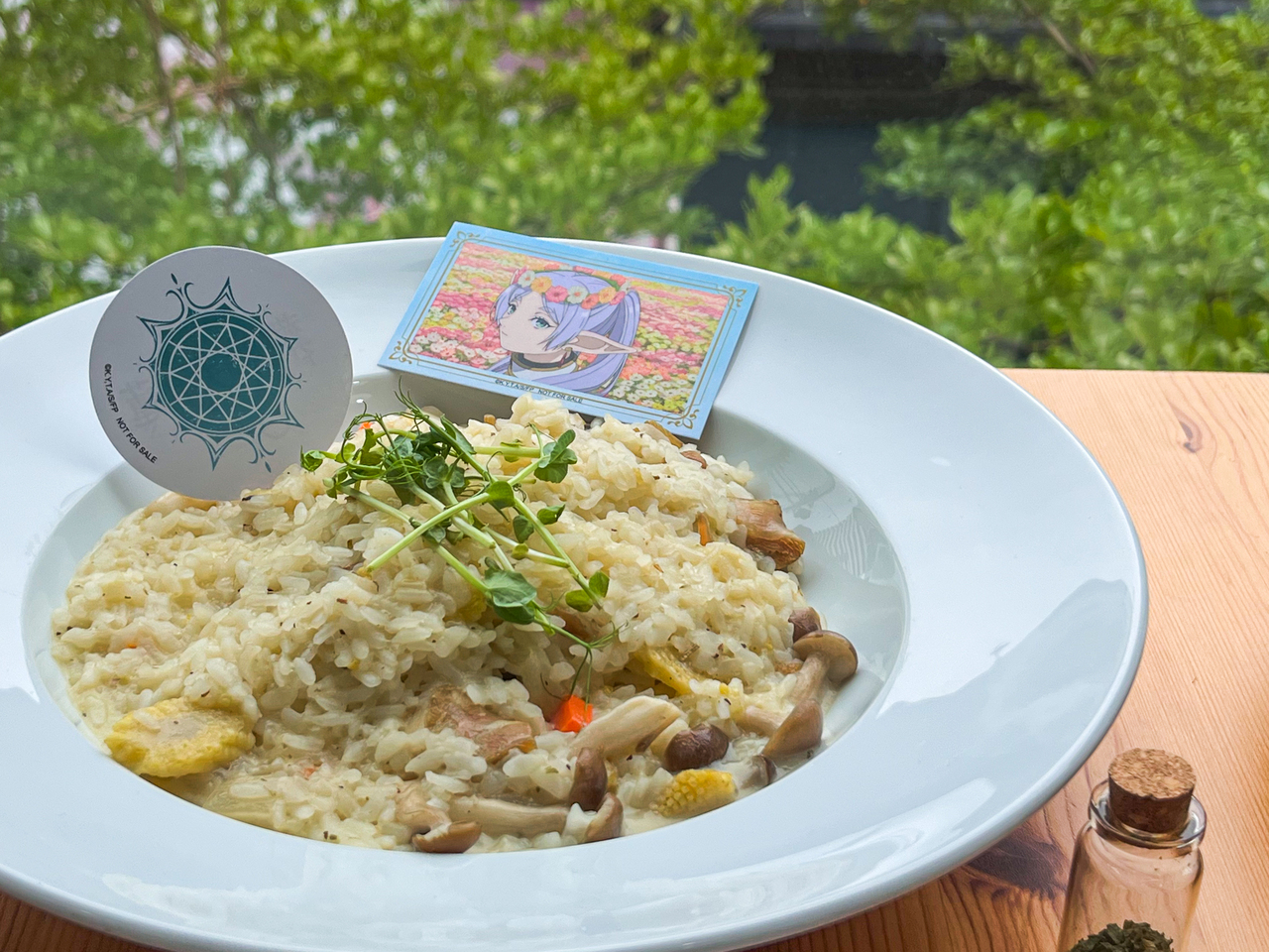 圖 葬送的芙莉蓮 咖啡廳打造寶箱怪體驗被吞