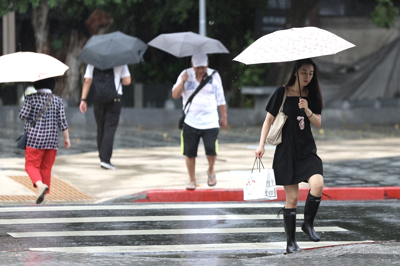 台北大雷雨開轟。聯合報系資料照片