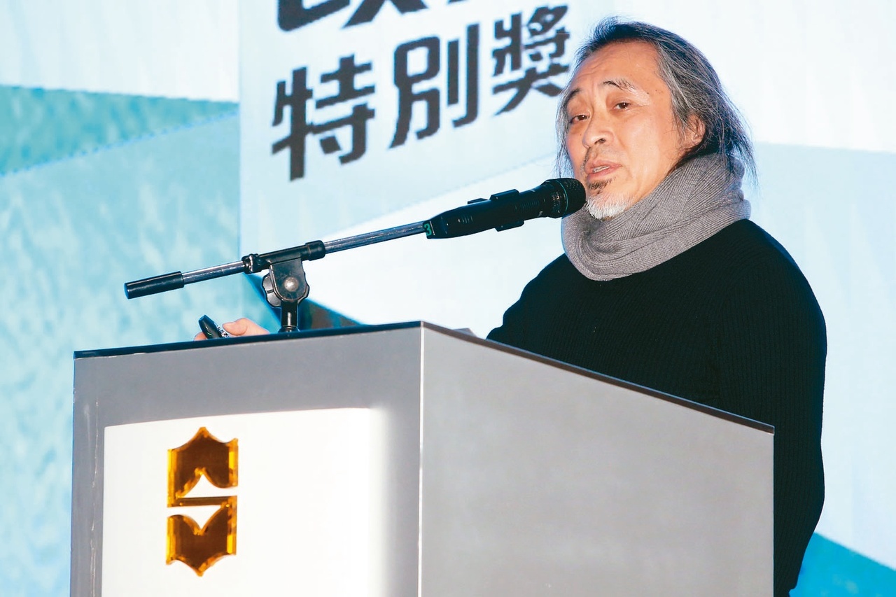 姚仁喜獲陽明交大名譽藝術學博士。本報資料照片