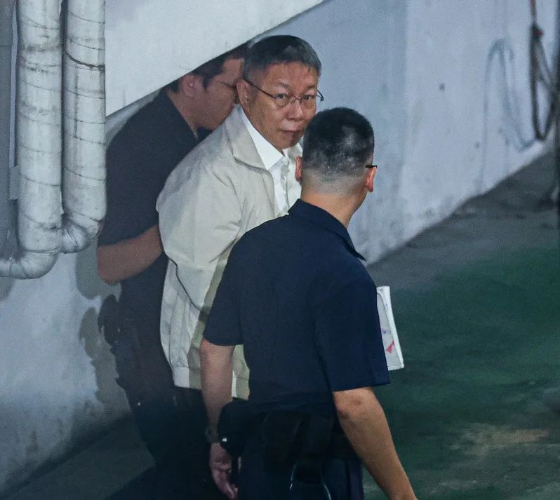 民眾黨主席、台北市前市長柯文哲涉及京華城弊案,法官裁定羈押禁見。聯合報資料照
