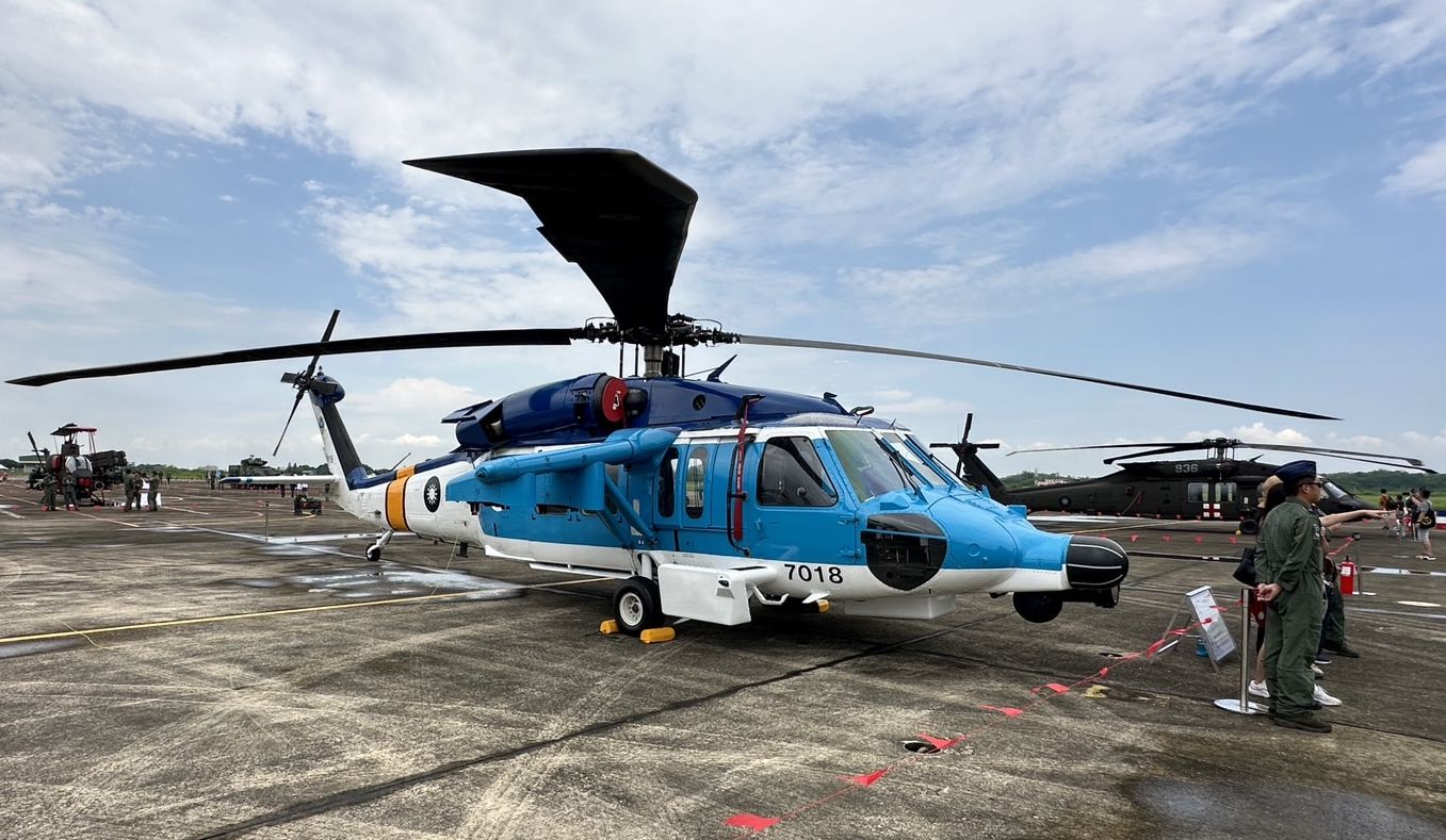 執行救援任務的空軍嘉義基地救護隊同型的S70Ｃ-6直升機。圖／聯合報資料照片