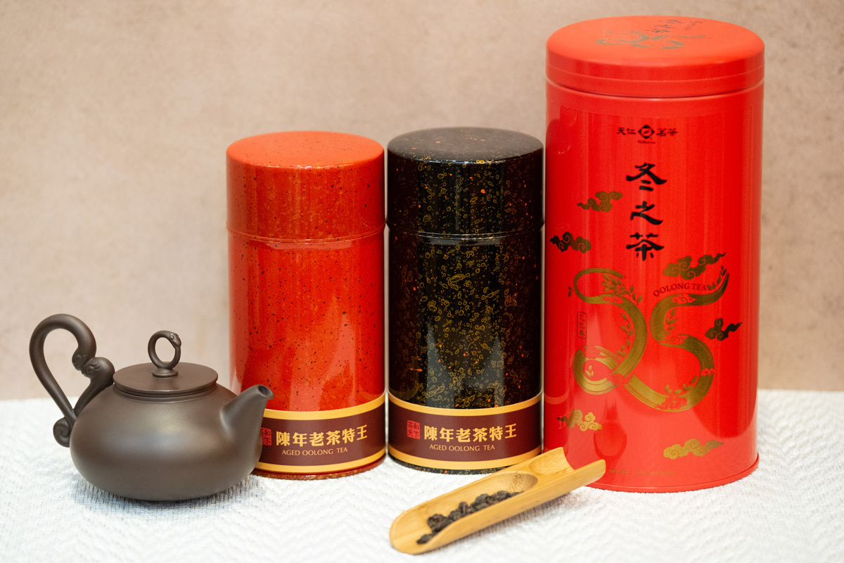 天仁茗茶 冬之茶（2024年冬に購入) ウーロン茶 缶入り 300g 18％OFF】 天仁茗茶 冬之茶（2024年冬に購入) 300g 缶入り