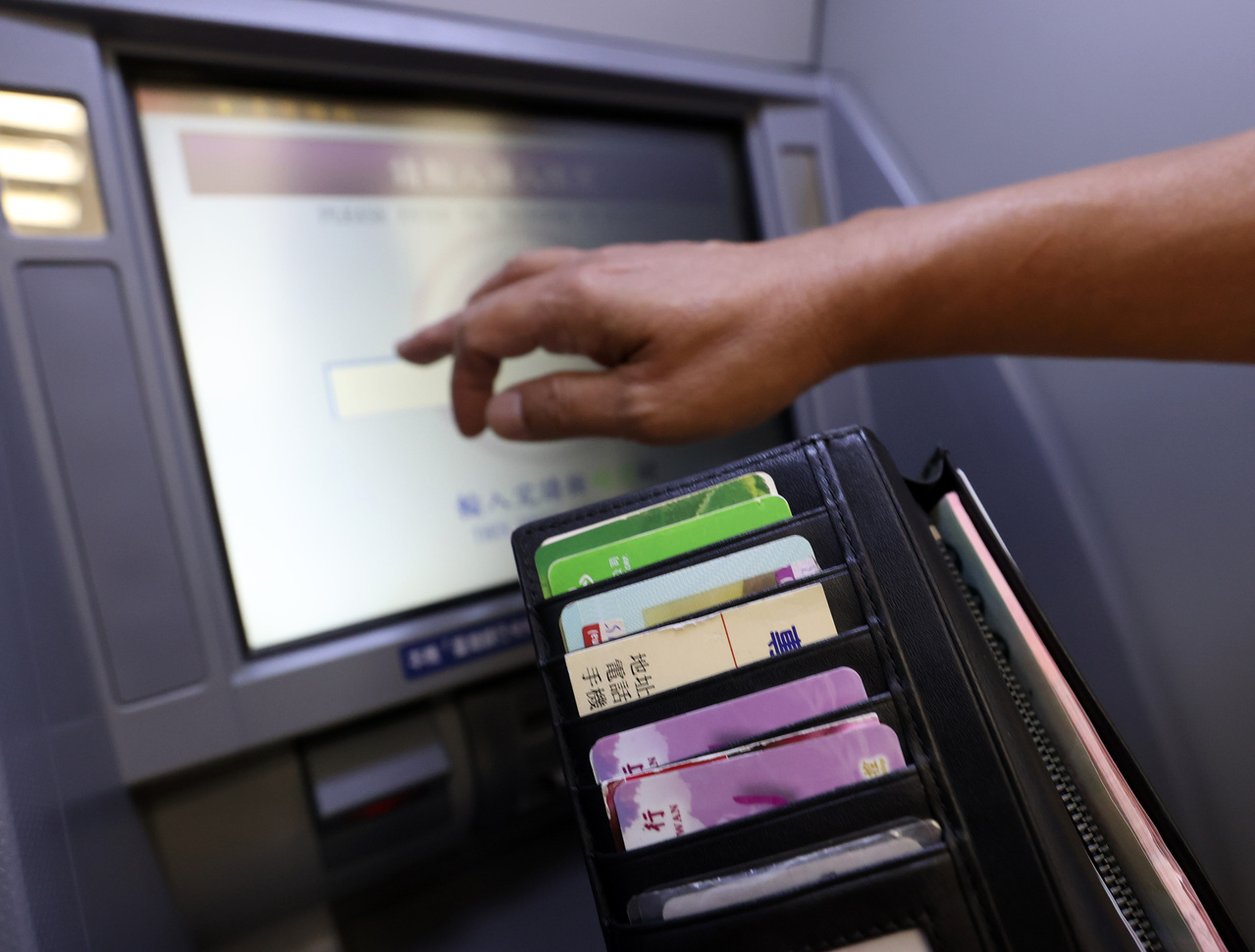 過年ATM提款全攻略提款限額、注意事項一次看| 金融要聞| 產經| 聯合新聞網