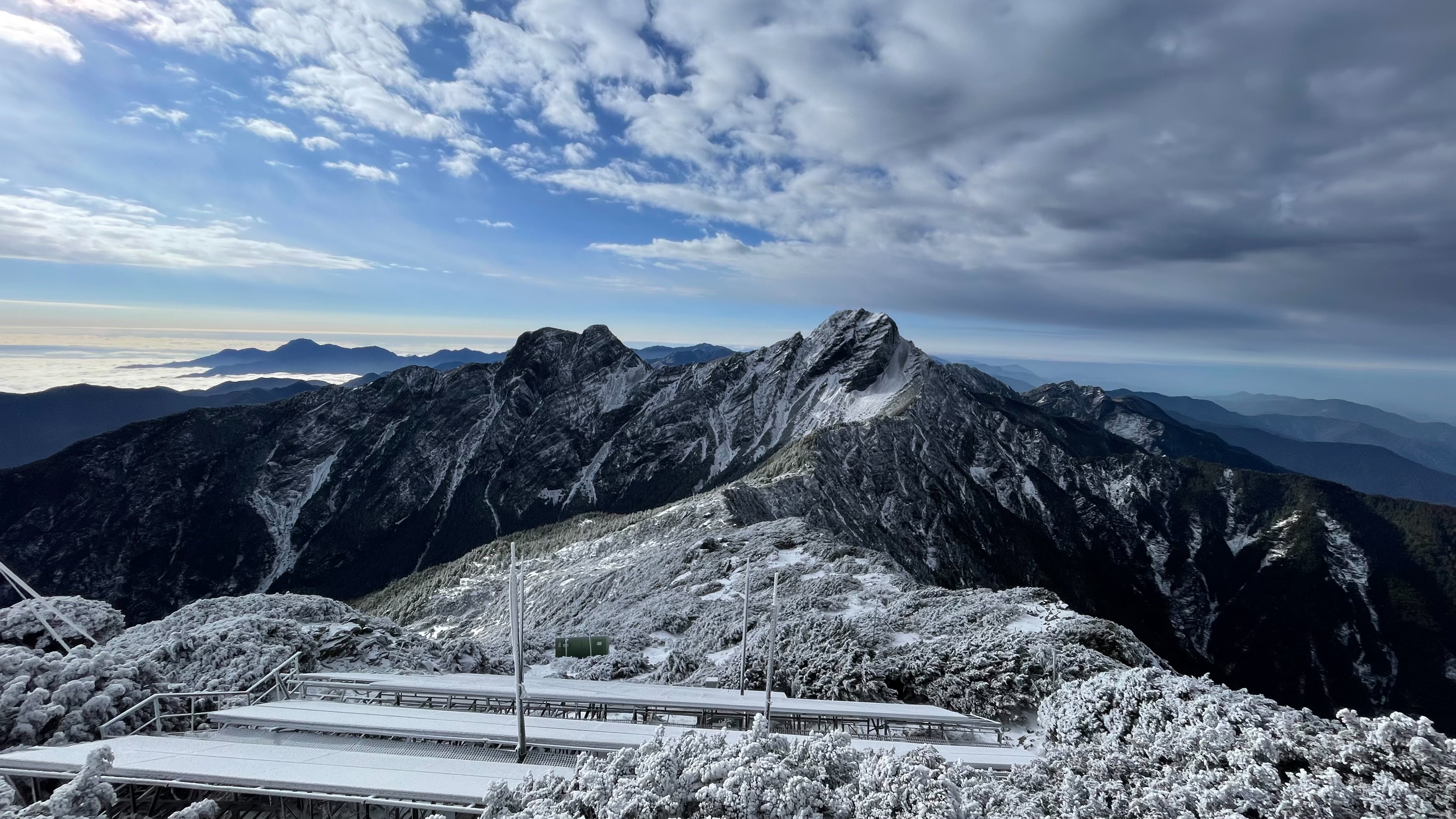 玉山凌晨零下14.5度低溫氣象署：冬季最低溫創10年紀錄| 生活| 要聞| 經濟日報