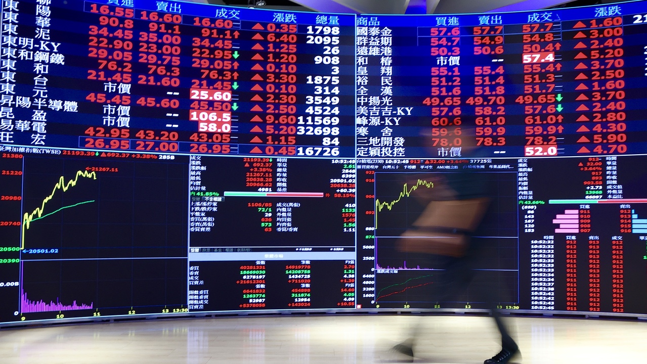 0056、兆豐金、第一金…母親留的股票能永遠領股息！施昇輝：因為相信它們絕不可能下市| 存股族愛ETF | 股市| 聯合新聞網