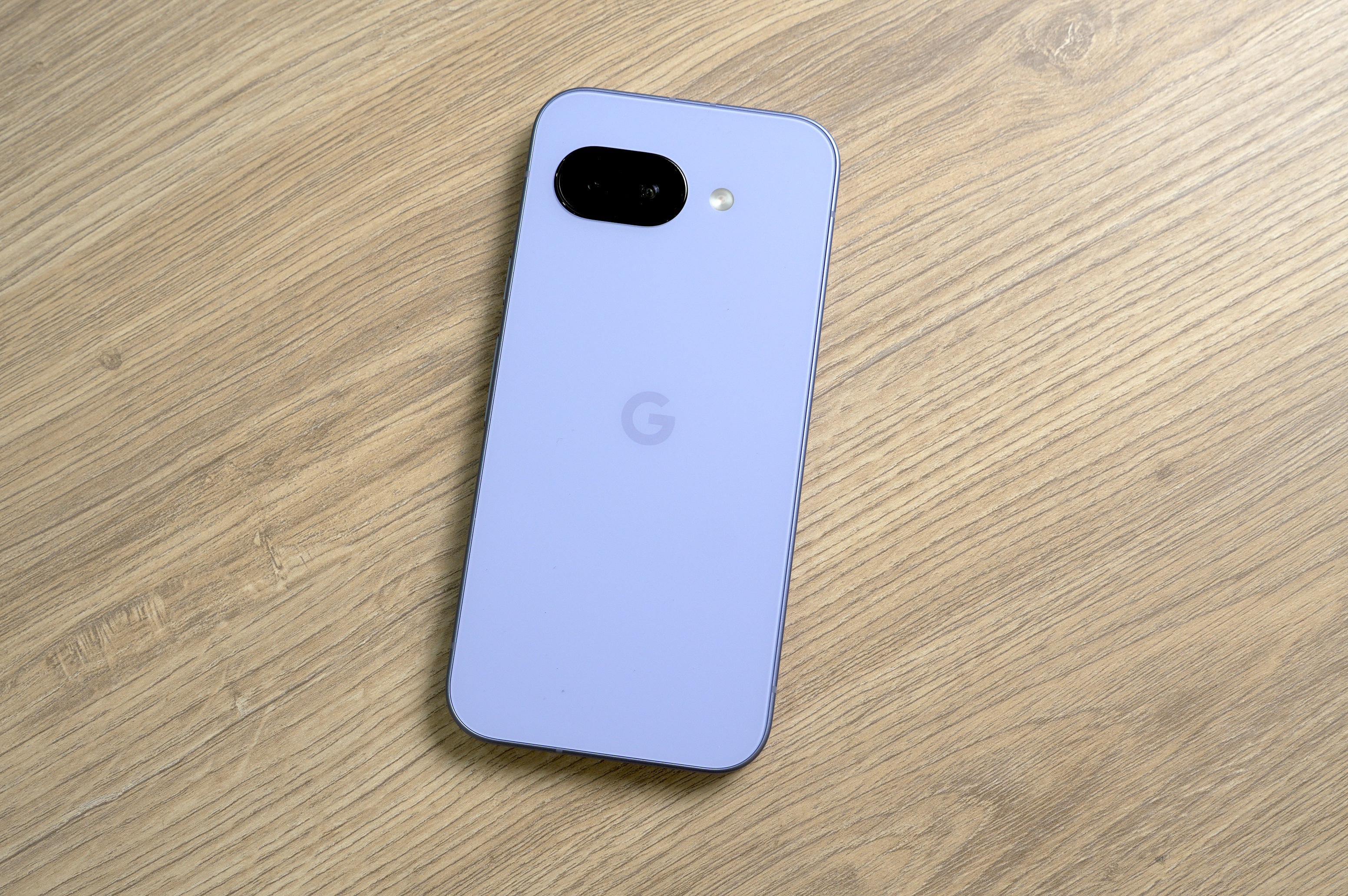 Pixel 9a開箱鳶尾紫色實機超美3大AI拍照功能太實用| 生活| 要聞| 經濟日報