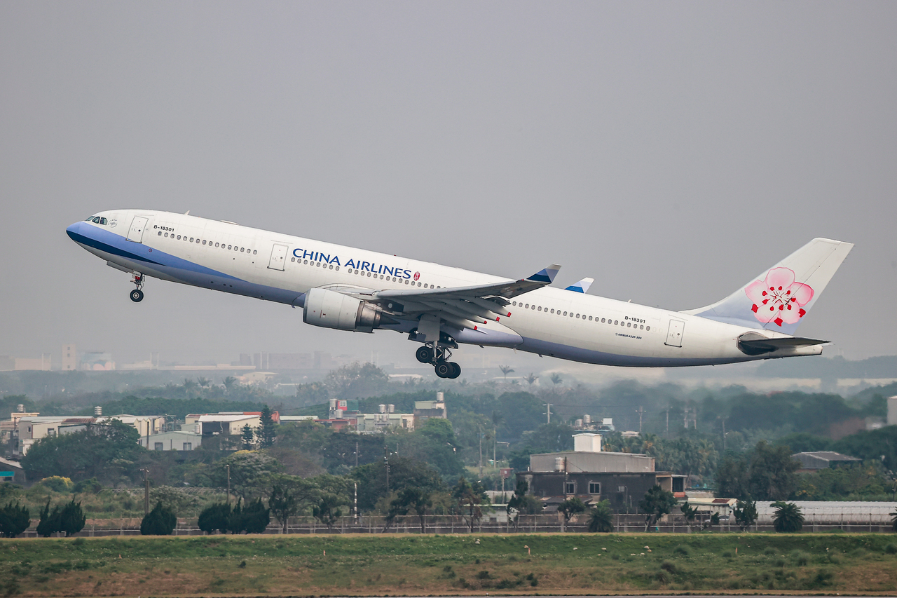 都是搶運潮走勢卻不同？航空雙雄開高走低華航翻黑| 市場焦點| 證券| 經濟日報