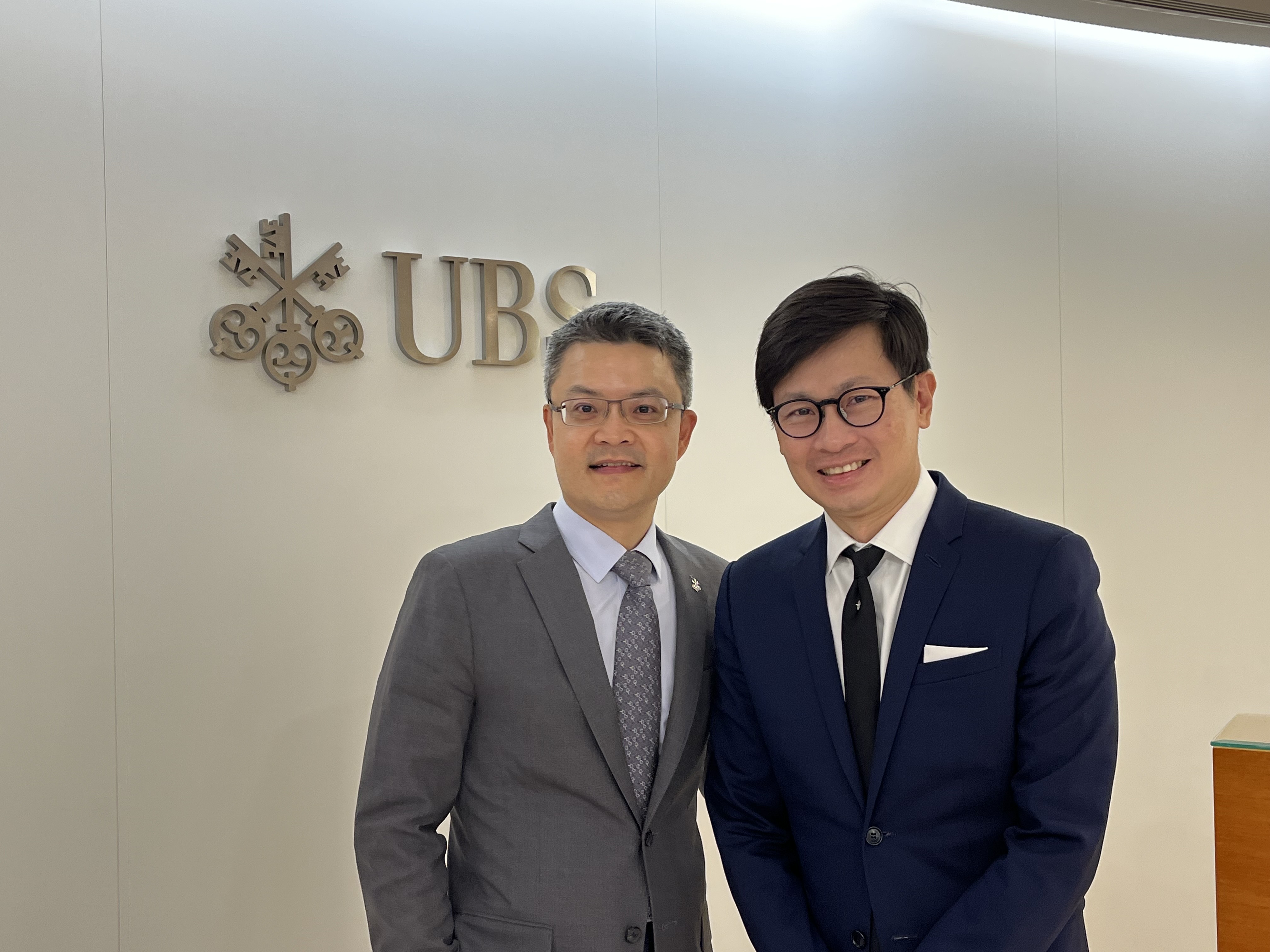 瑞銀：美元長期趨勢恐走弱、黃金有望再攻3500美元| 金融要聞| 產經| 聯合新聞網