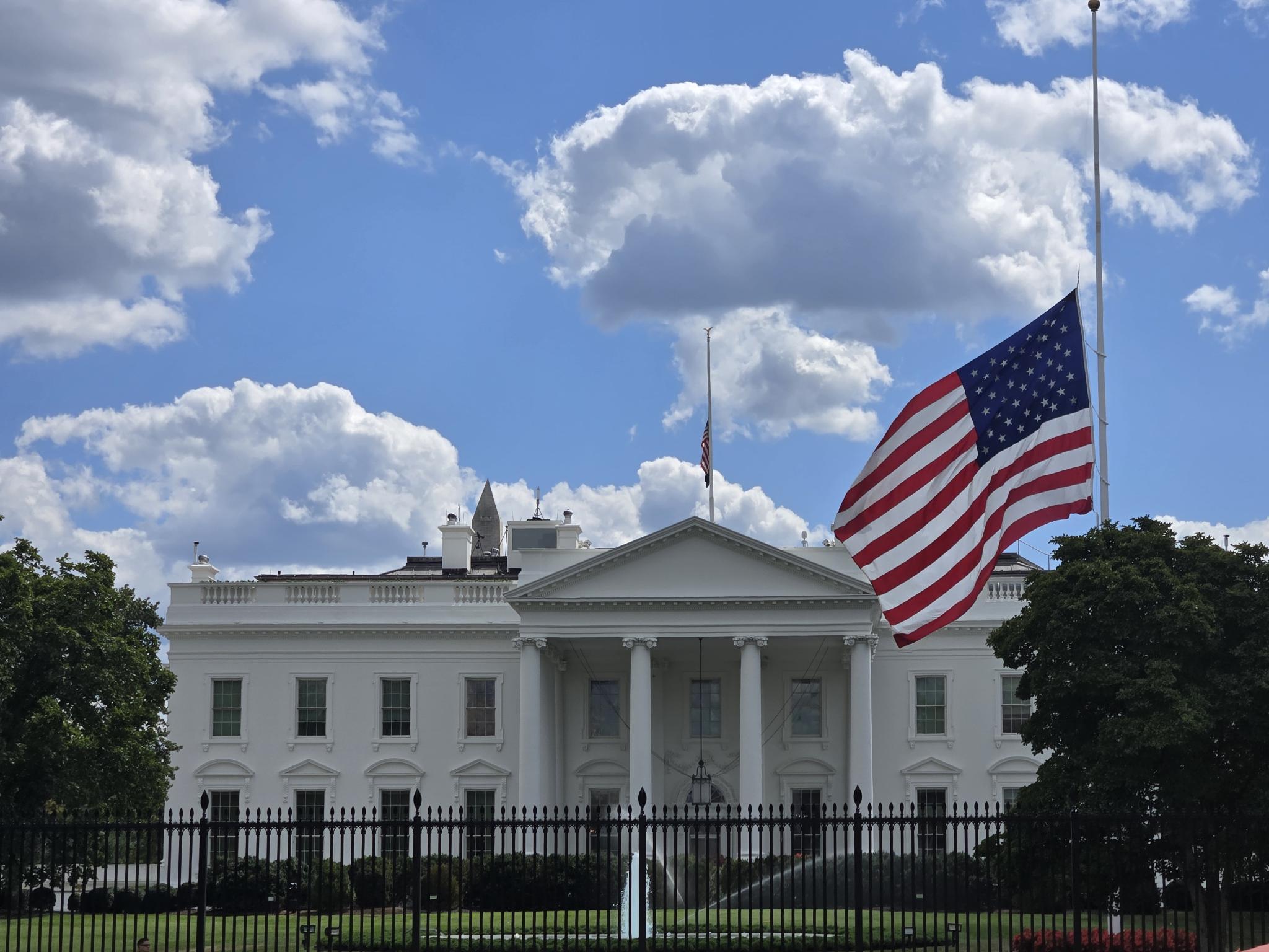 美明尼蘇達州爆槍擊案2名孩童亡白宮降半旗哀悼| 美國新聞| 全球| 聯合新聞網