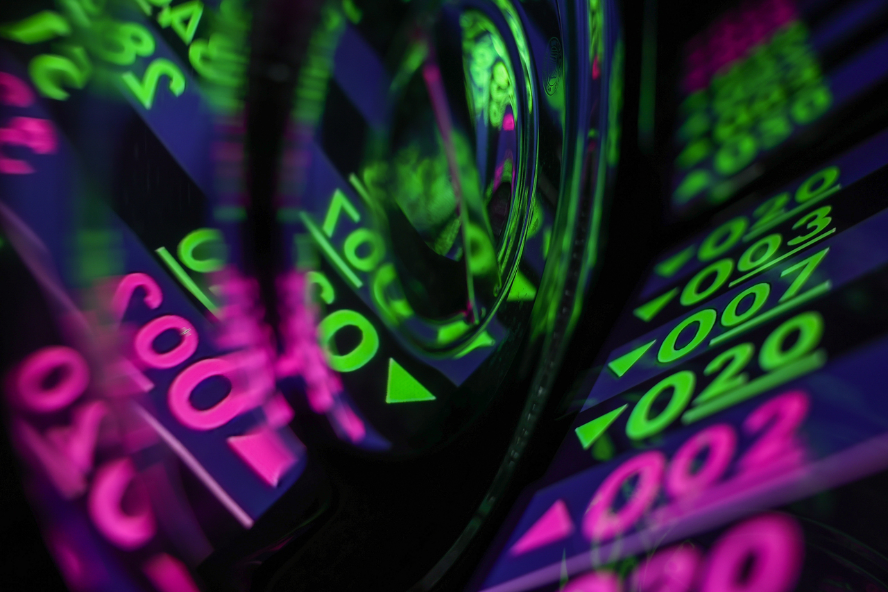 846點大反彈後遇美股崩盤！非農再破預期…12月降息機率不到4成、股市情緒爆恐慌| 台股雜談| 股市| 聯合新聞網