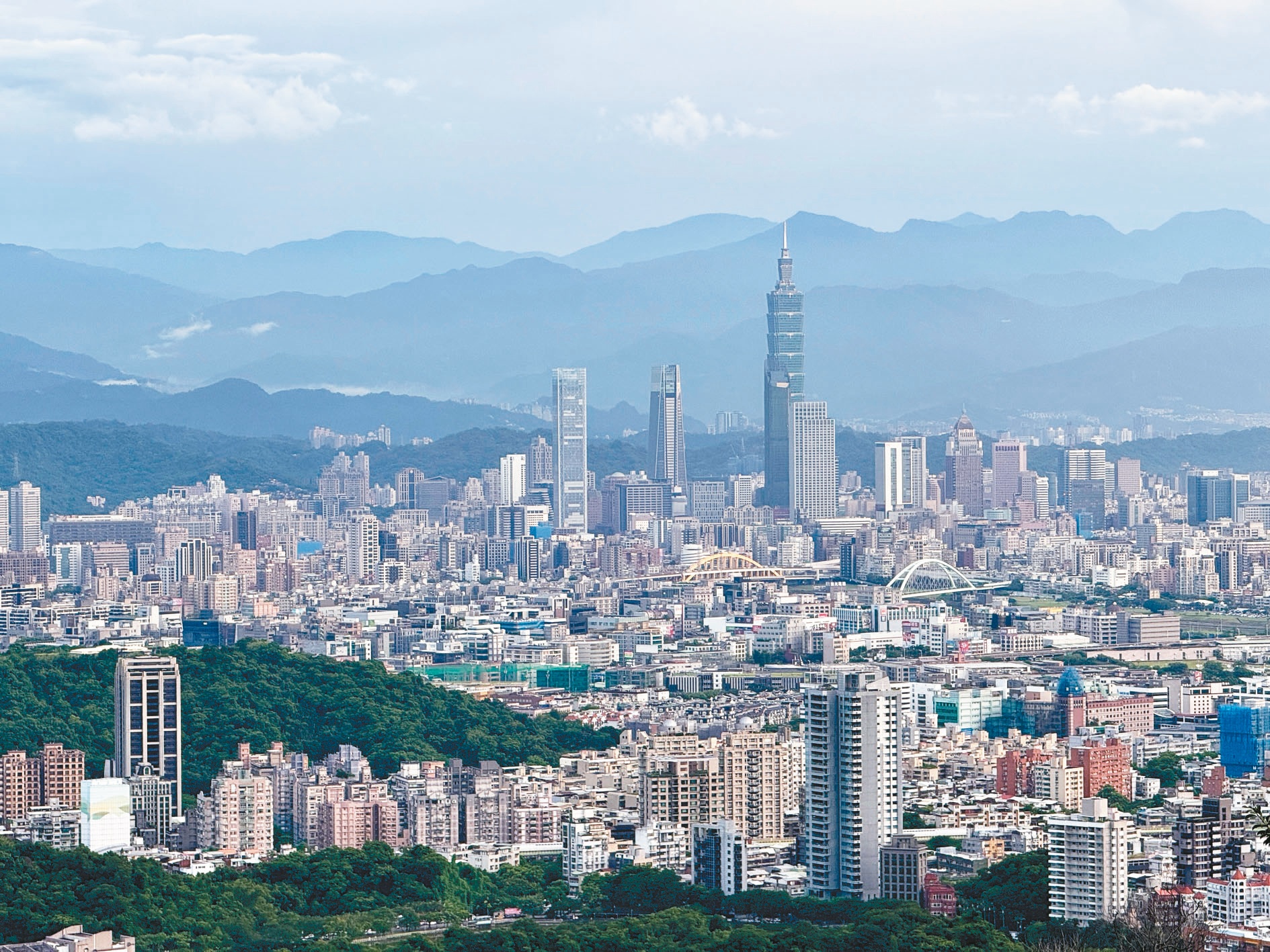 不動產業GDP連三季負成長製造業貢獻度穩居第一| 總經趨勢| 要聞| 經濟日報