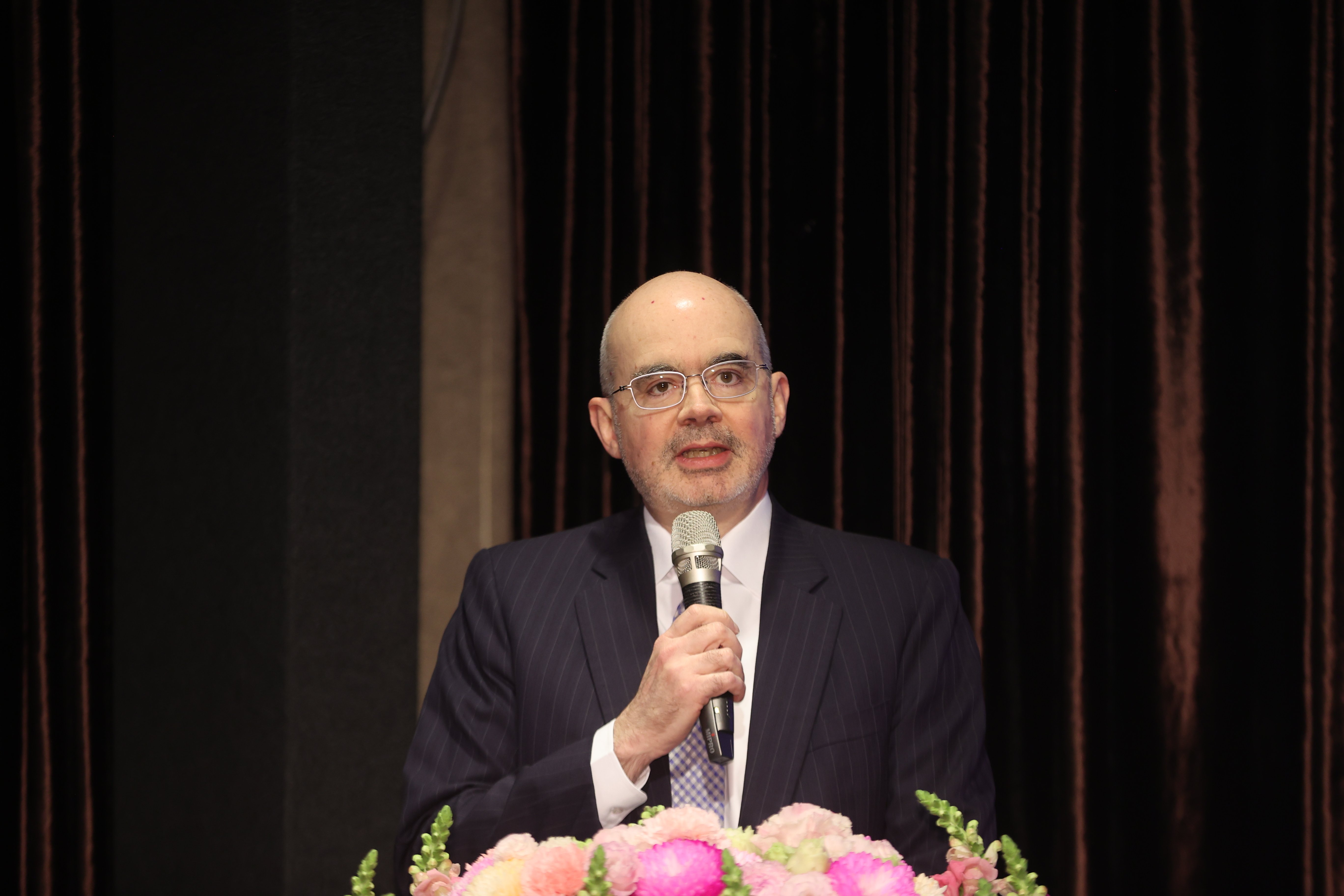 [新聞] 轟美國政客介台內政 蕭旭岑：AIT處長谷 - 八卦 - PTT.BEST 批踢踢爆文 2