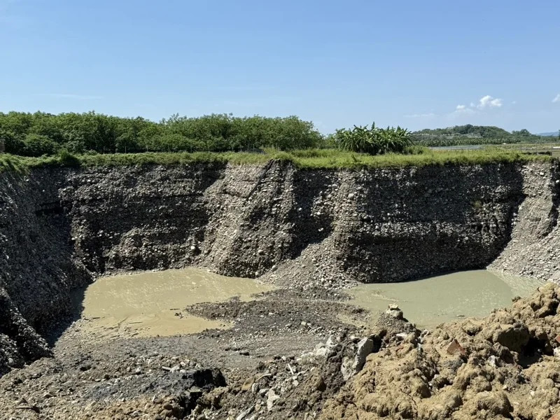 [新聞] 誇張！高雄大峽谷上百人遭起訴 盜挖面積 - 八卦 - PTT.BEST 批踢踢爆文