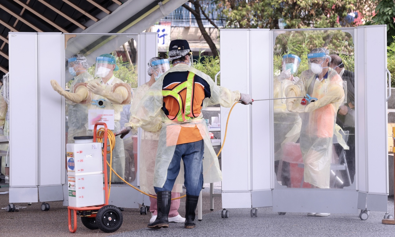 台5 23 本土确诊287例 校正回归170例单日6死创新高 台疫情速报 台湾 世界新闻网