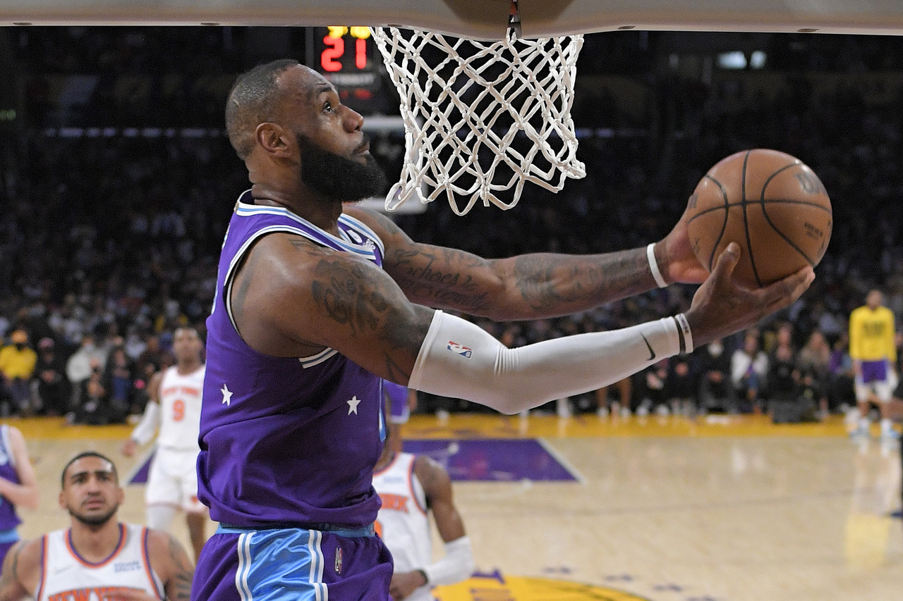 Nba 詹皇復出加班繳大三元湖人及時回神挫尼克甩低潮 Nba職籃 運動 世界新聞網