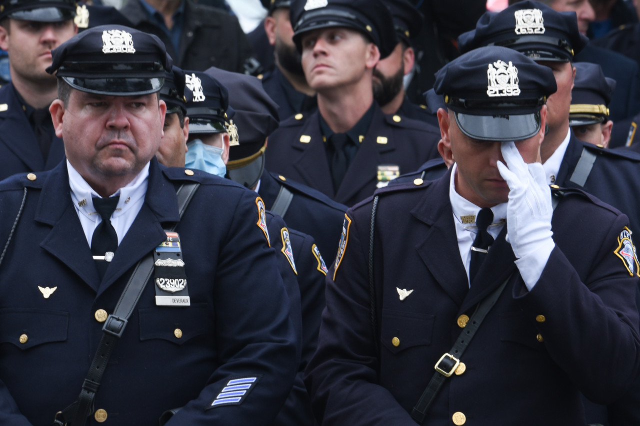 调查：纽约市超过一半警员都后悔加入警局-侨报网