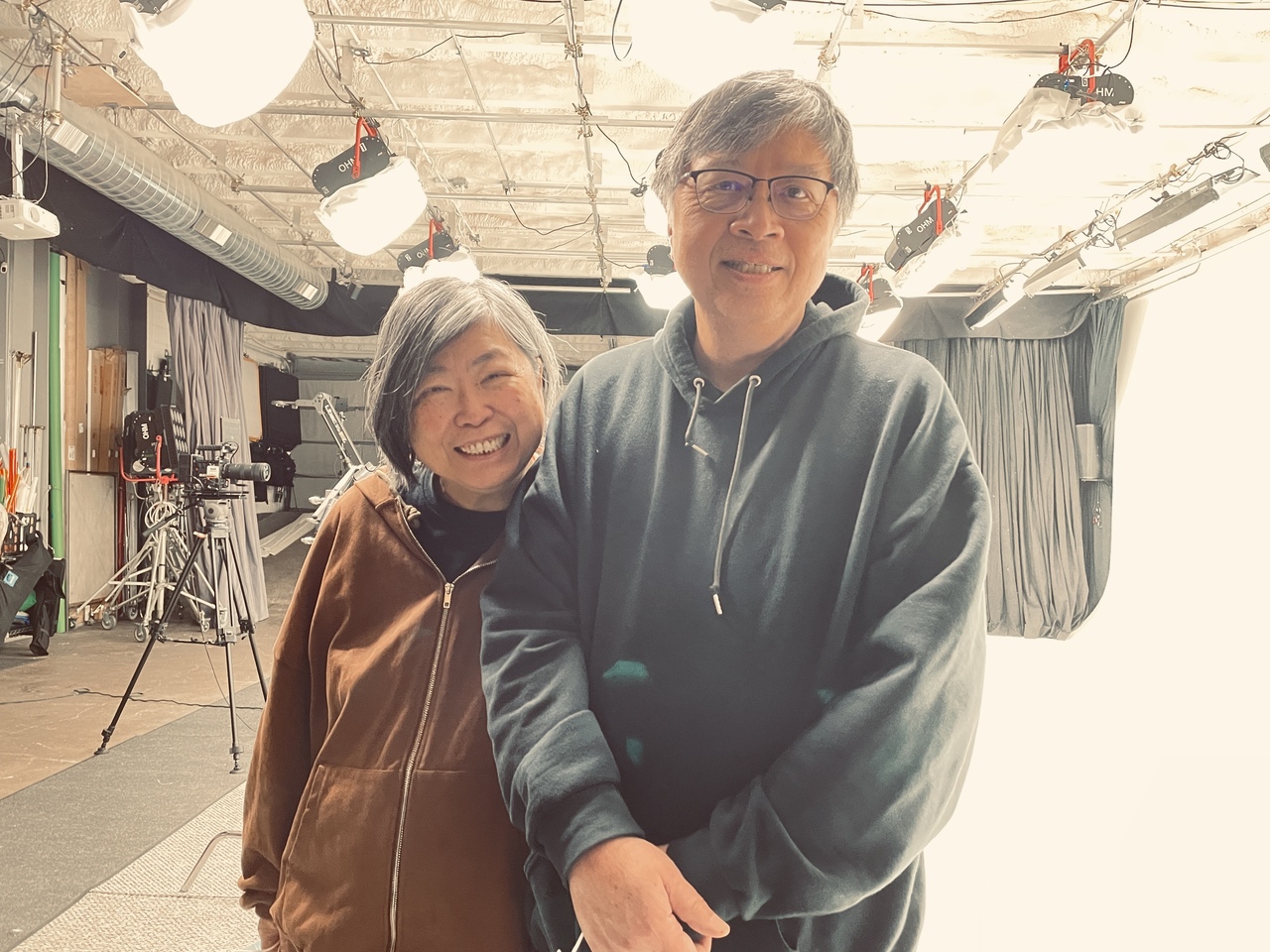明州黄安琪，拍片推动终结反亚裔仇恨 | 八阕