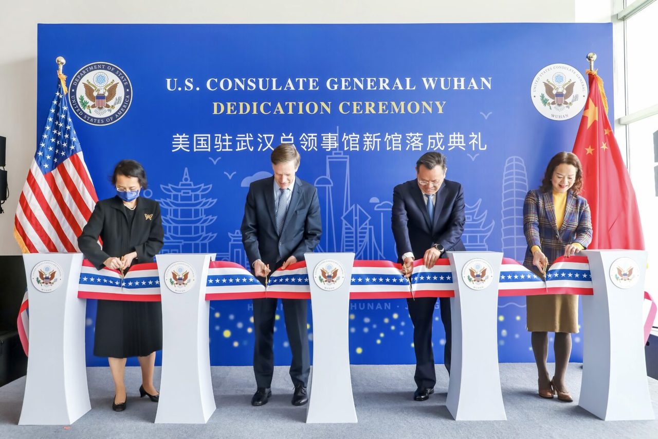 美国驻武汉总领事馆日前举行新馆落成典礼，由美国驻华大使伯恩斯主持开幕式。（取材自美国驻华大使馆官网）