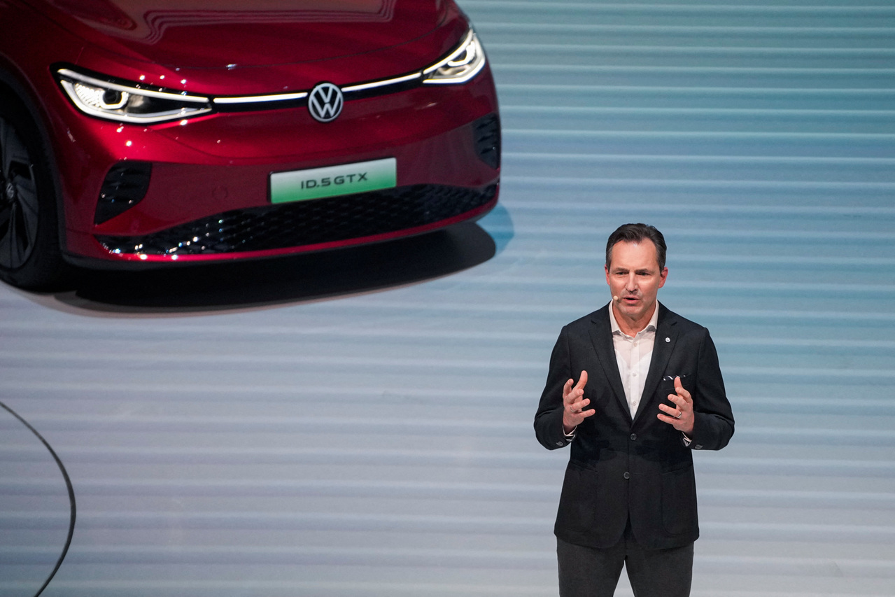 大众汽车CEO布鲁姆坦言，在面对中国电动汽车时，大众「没有做好准备」。（路透）