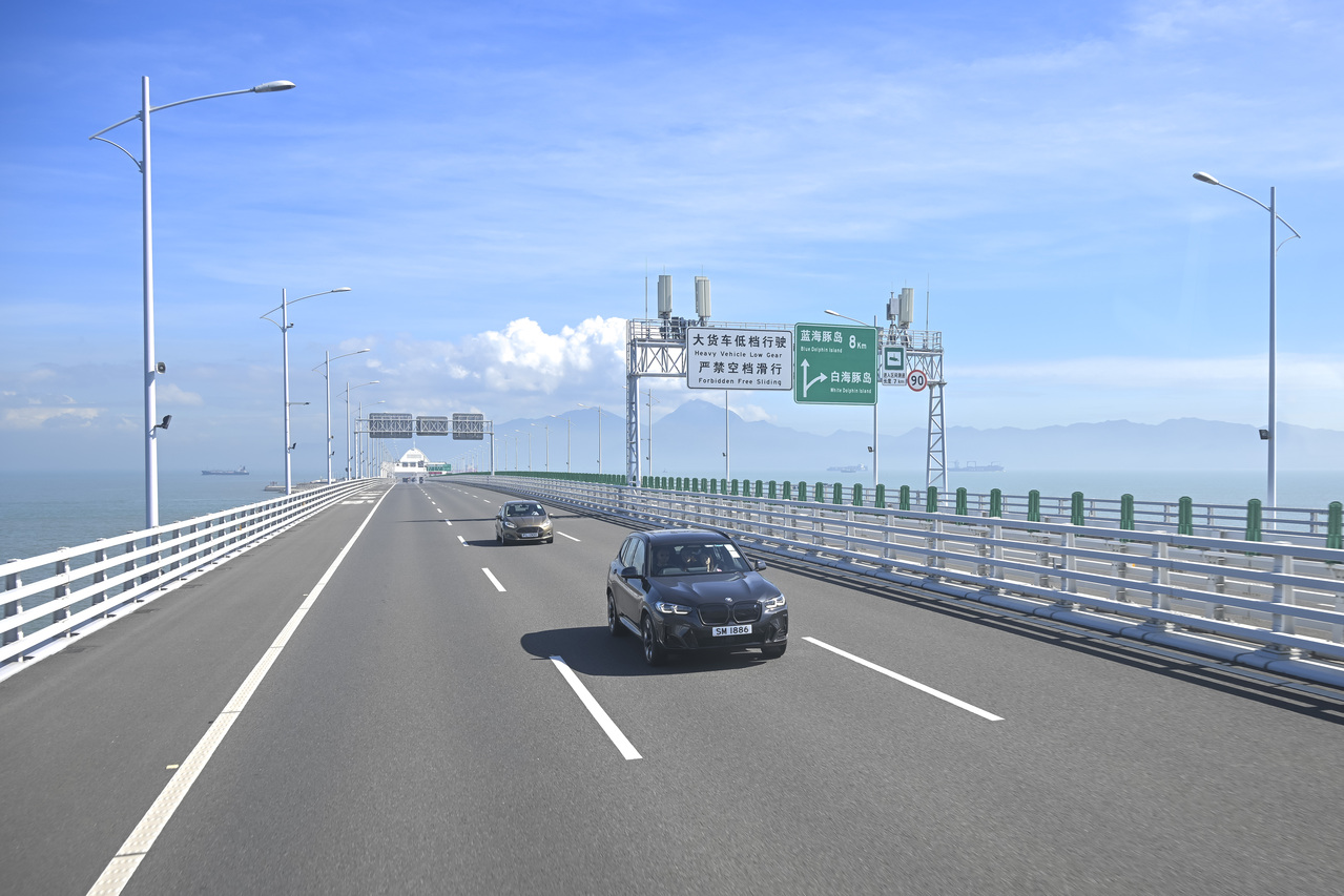 港珠澳大桥使用量不理想，有媒体称它「鬼桥」。（中新社）