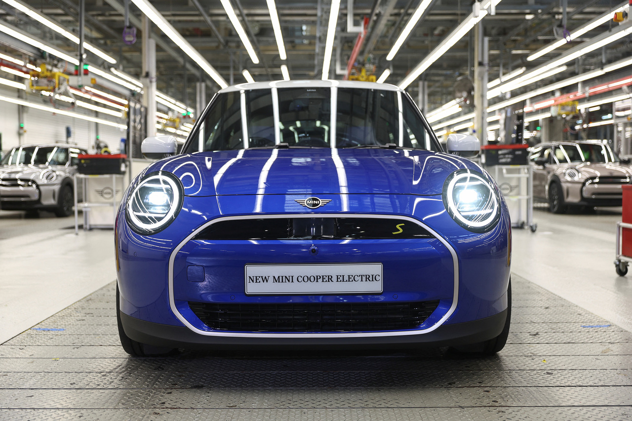 美国会报告指，多间汽车制造商BMW、福斯汽车等皆用了被禁的中国零件。(路透)