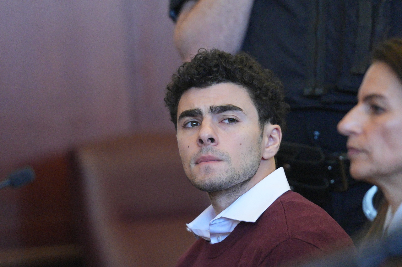 枪杀联合医保CEO 纽约州法院提讯孟乔内罪名含恐怖谋杀| 美国即时| 美国| 世界新闻网