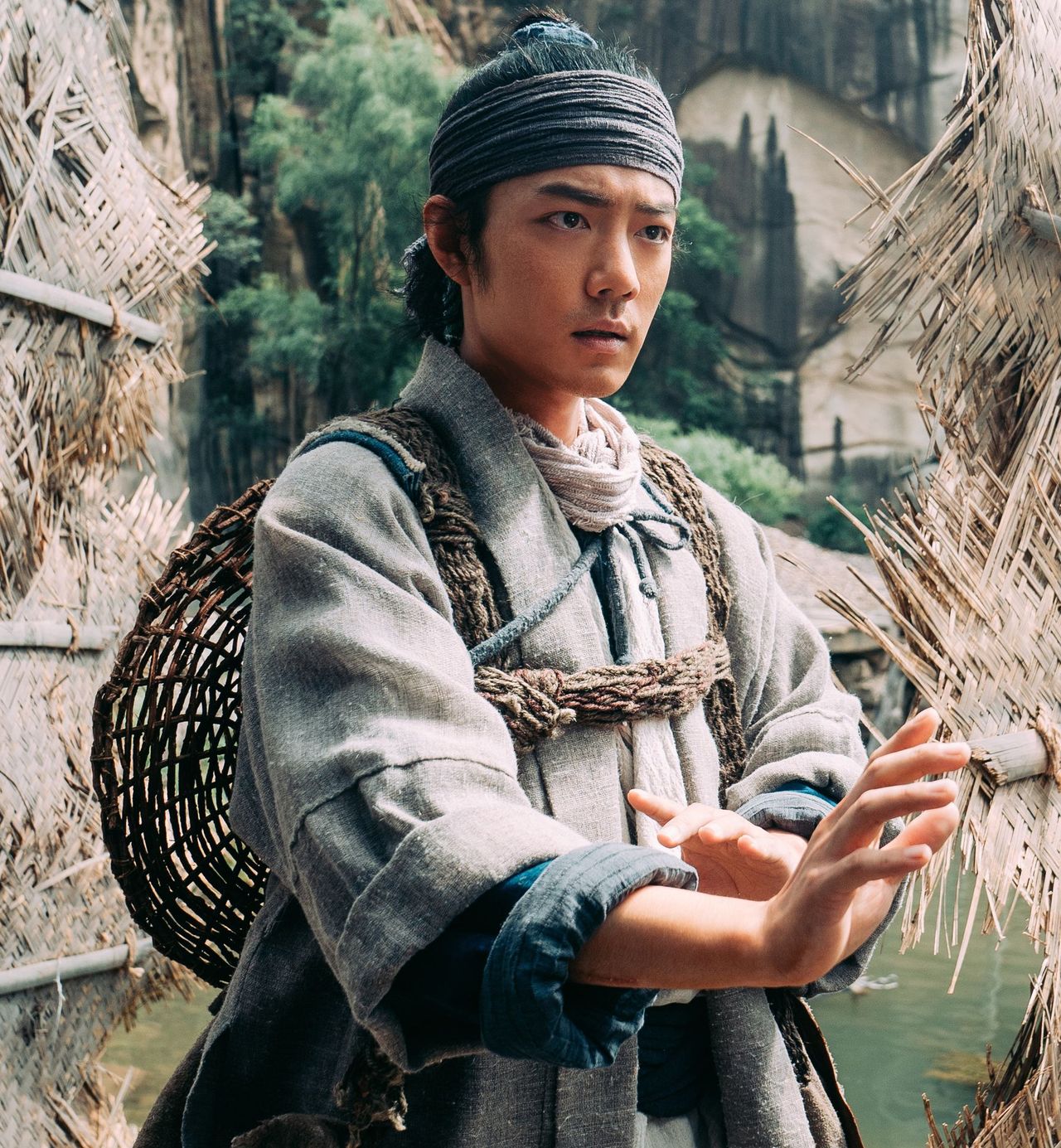 陈情令」暴红男神银幕对决肖战输给王一博？ | 中港最吸睛| 娱乐