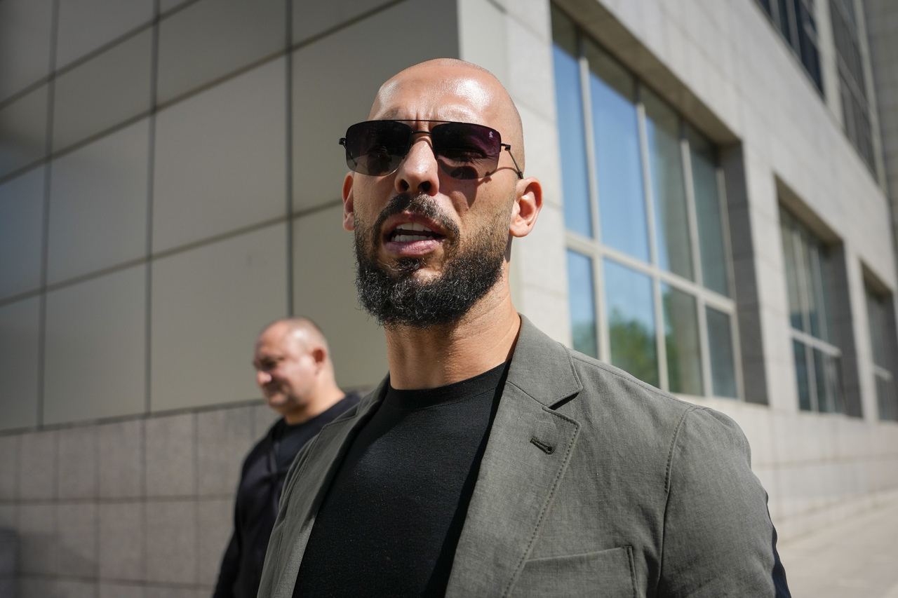 美争议网红泰特遭控性侵后离境罗马尼亚赴佛州| 美国即时| 美国| 世界新闻网