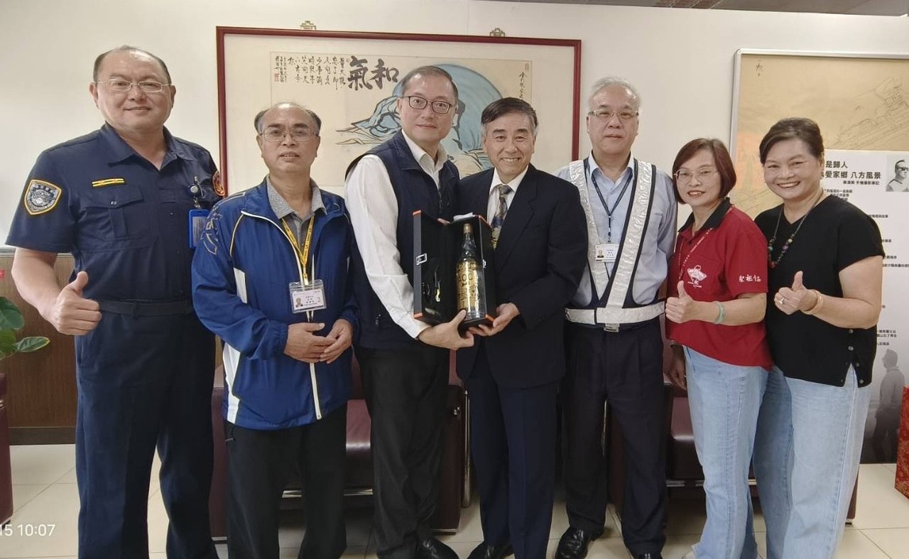 服務40年金門航站主任洪念慈見證航站轉型蛻變| 人物故事| 藝文| 世界新聞網