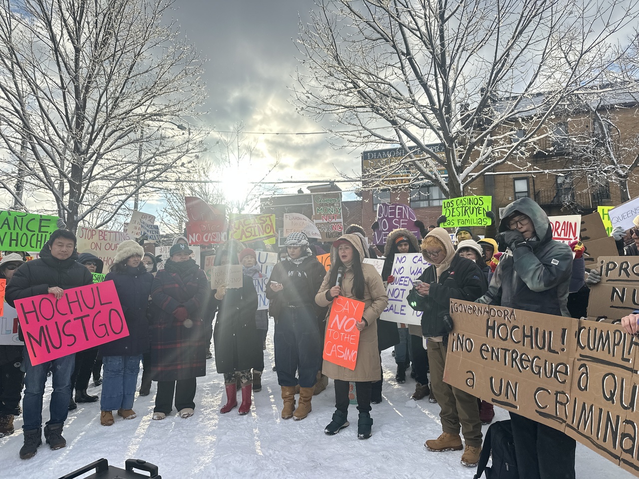 最后一搏赌场牌照15日核发皇后区居民14日冒雪再抗议| 社会传真| 纽约| 世界新闻网